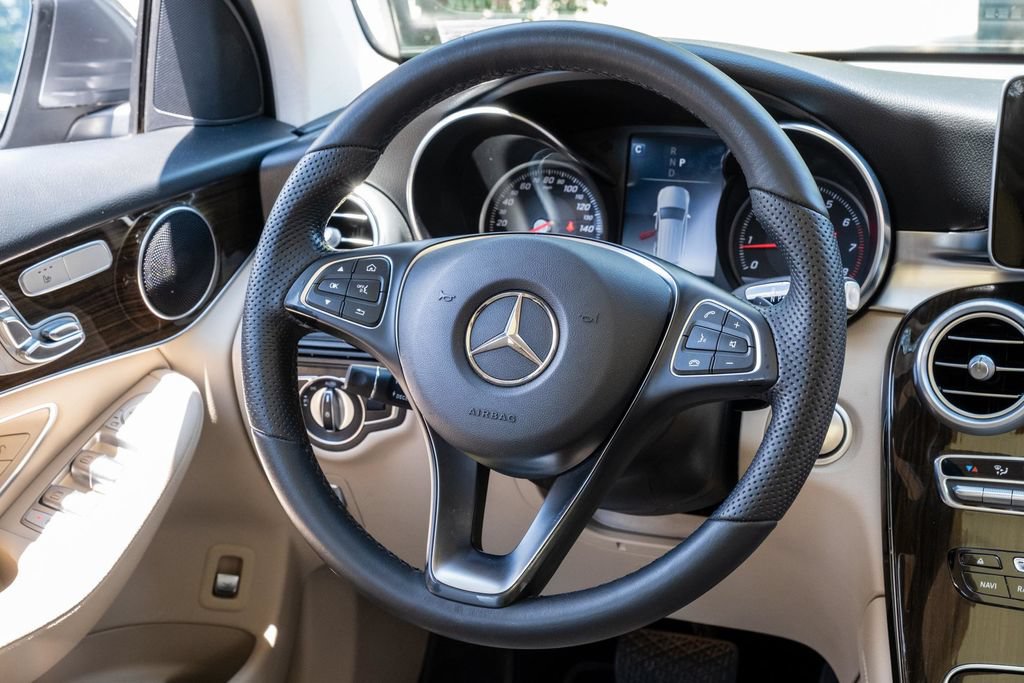Used 2019 Mercedes-Benz GLC 300 image 29