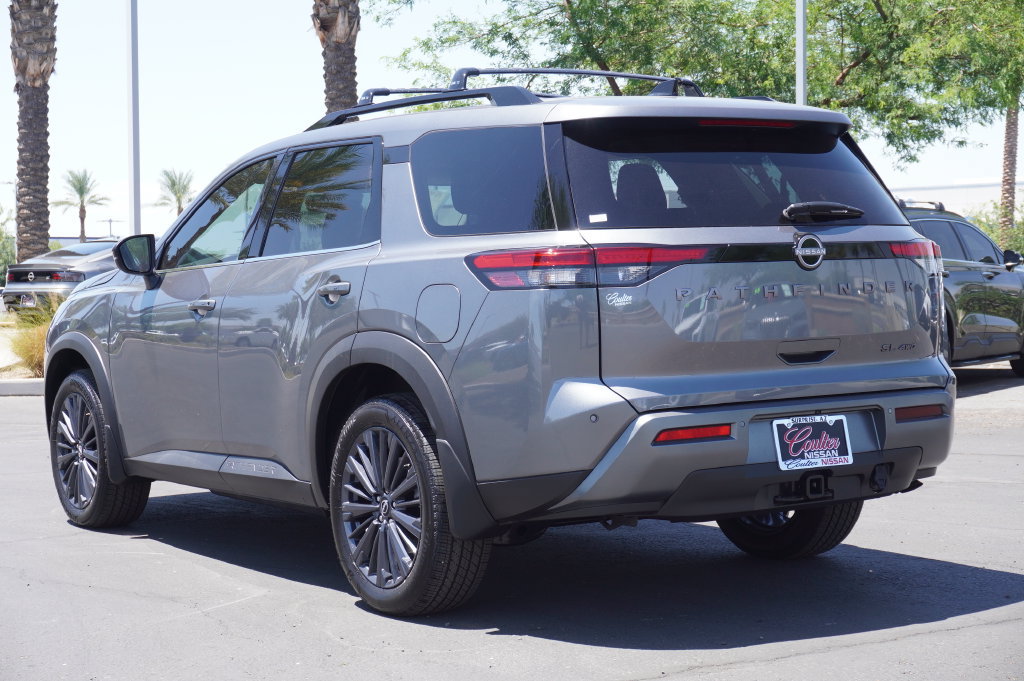 New 2026 Nissan Pathfinder SL w/ SL Premium Package AWD/4WD image 3