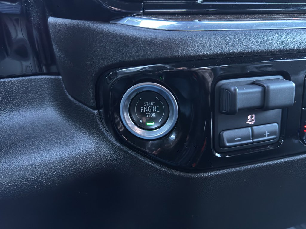 Used 2025 Chevrolet Silverado 1500 LT image 21