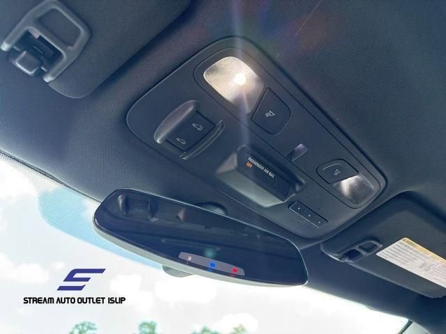 Used 2018 Chevrolet Camaro SS RWD image 38