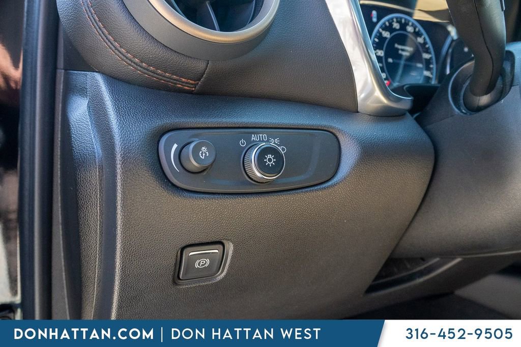 Used 2023 Chevrolet Blazer Premier w/ Driver Confidence II Package AWD/4WD image 15