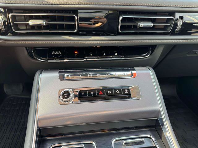 Used 2026 Lincoln Aviator AWD image 30