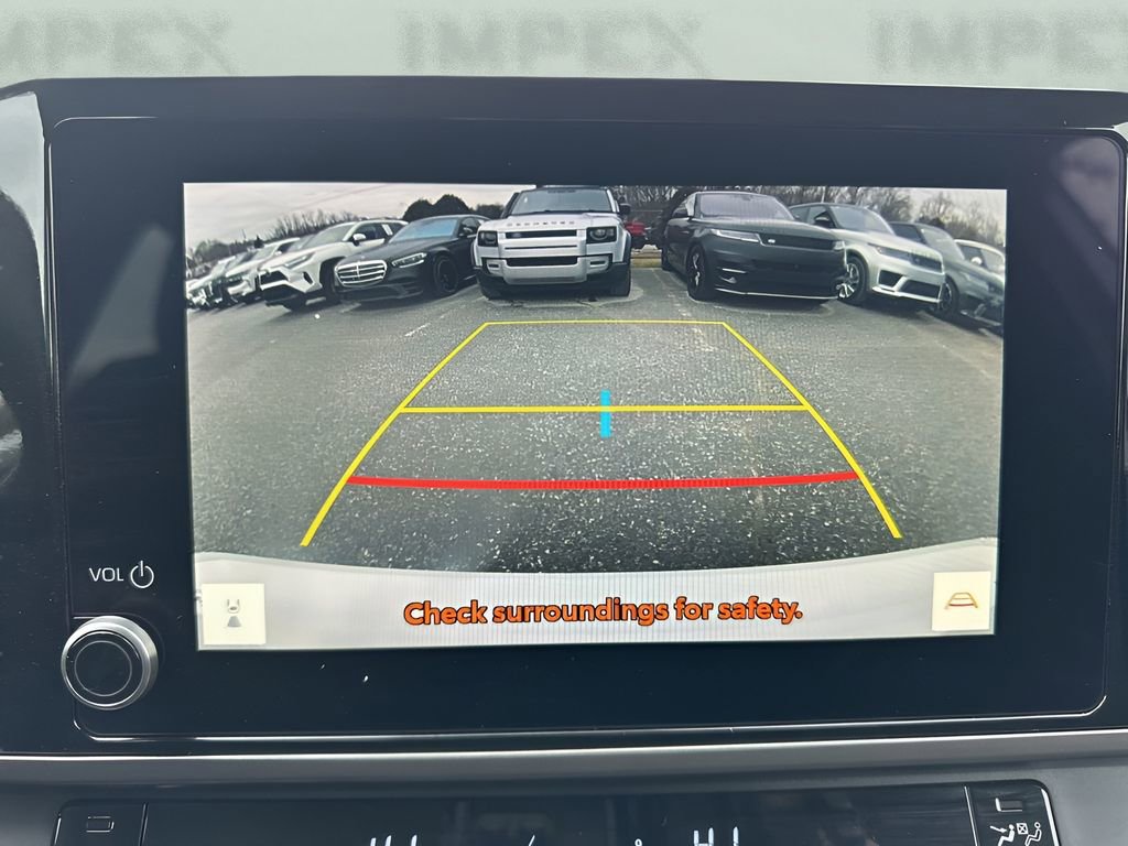 Used 2025 Toyota Camry LE FWD image 18