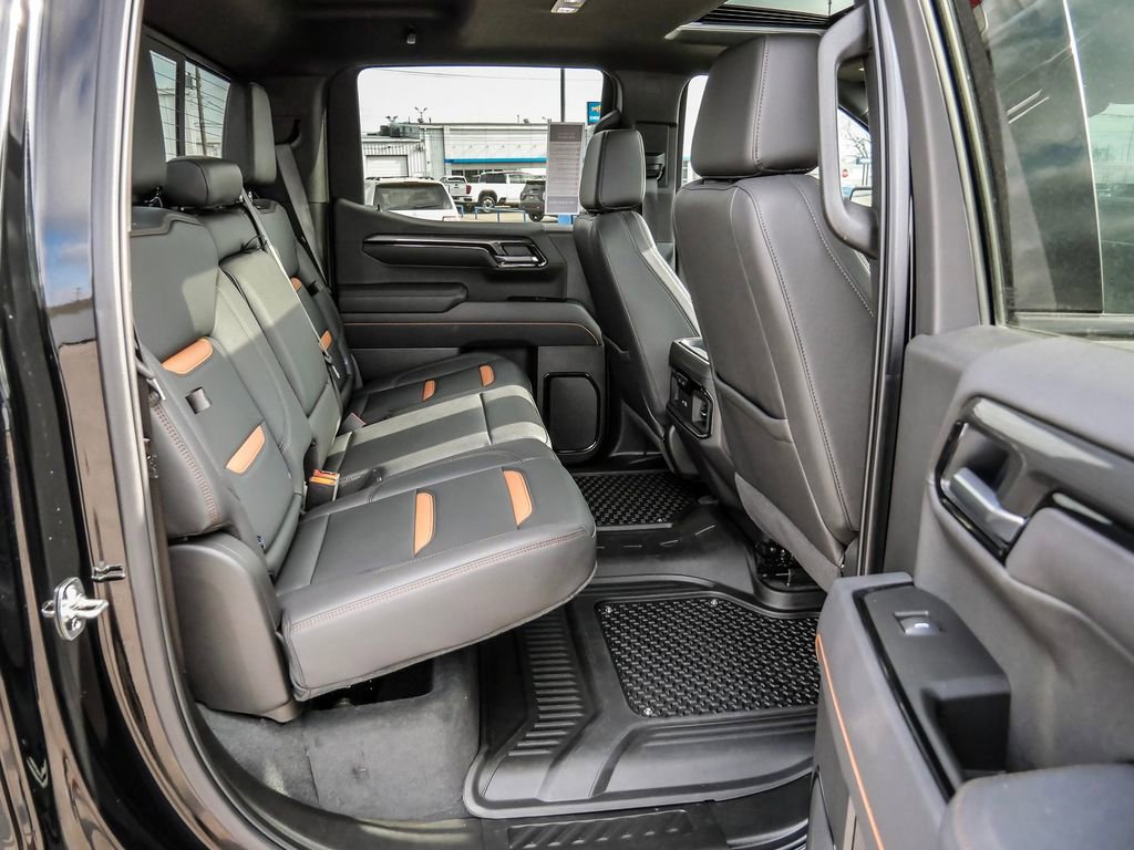Used 2025 GMC Sierra 1500 AT4 w/ Technology Package image 22