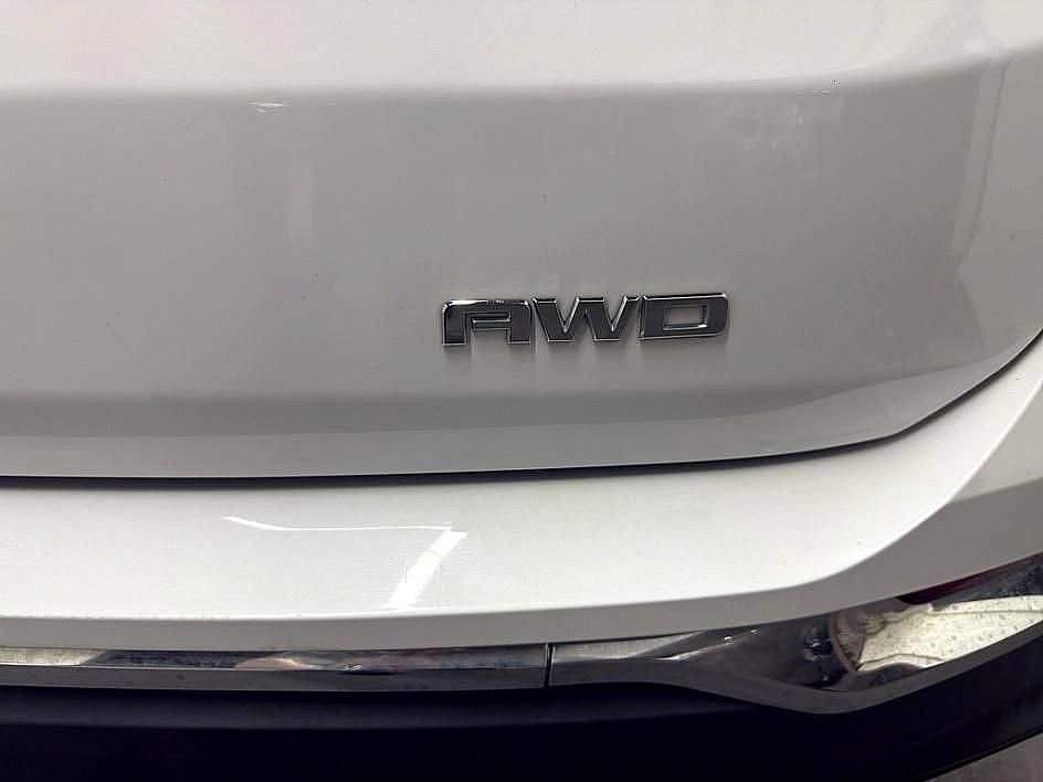 Used 2020 GMC Terrain SLT image 31