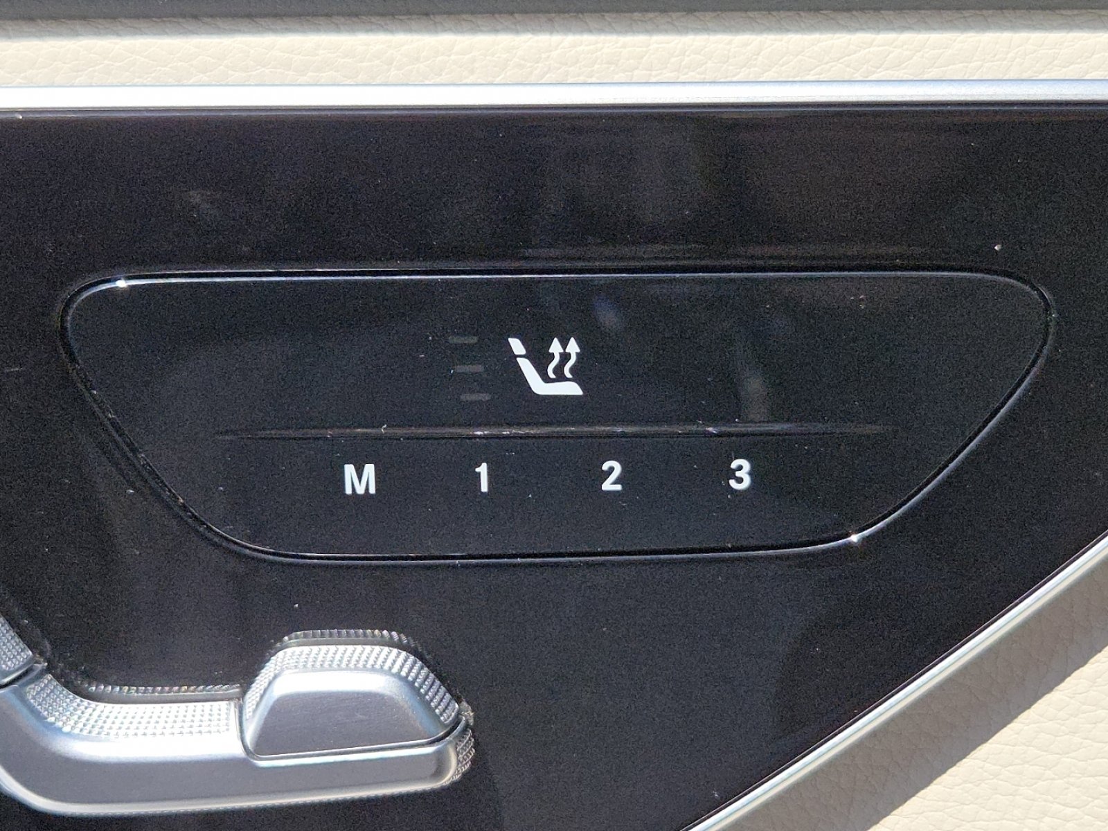 Used 2023 Mercedes-Benz C 300 4MATIC Sedan image 10