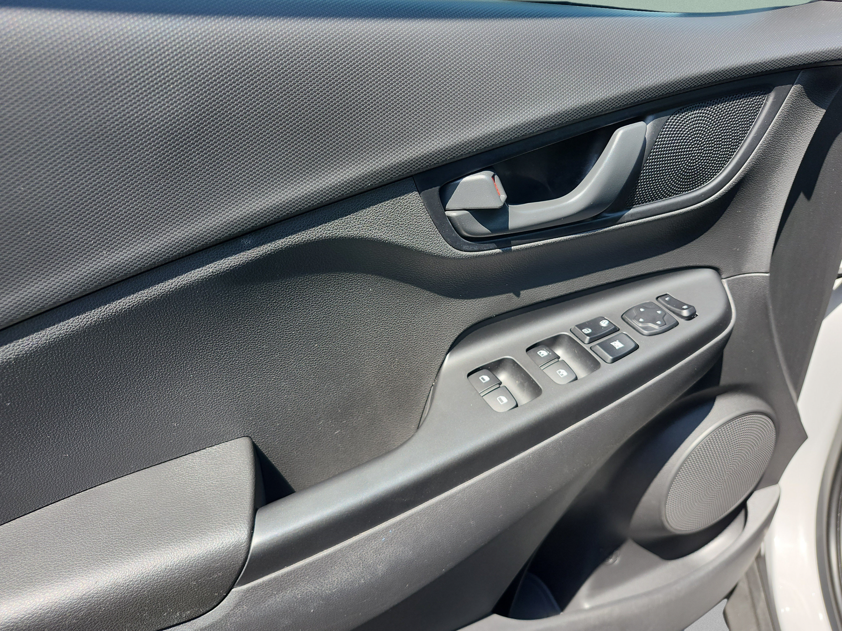 Certified 2023 Hyundai Kona SEL FWD image 16