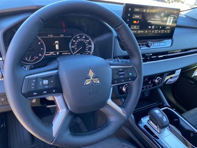 New 2026 Mitsubishi Outlander SE image 12