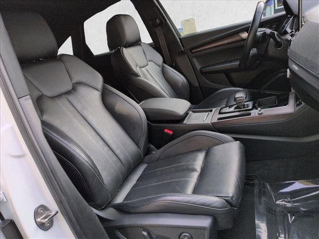 Used 2021 Audi Q5 2.0T Premium Plus w/ Premium Plus Package AWD/4WD image 23