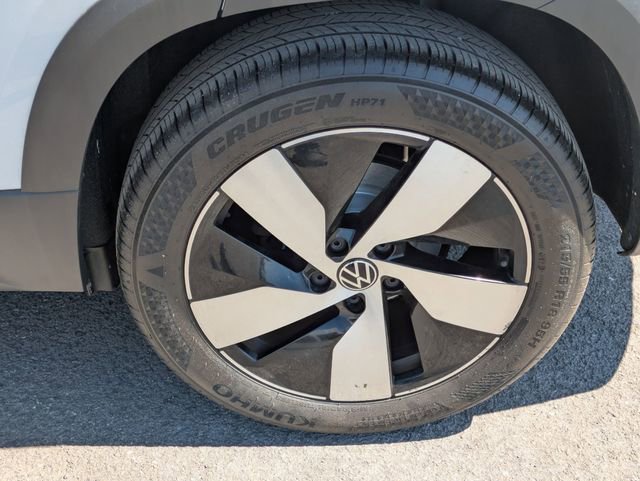 Used 2023 Volkswagen Taos S AWD/4WD image 24