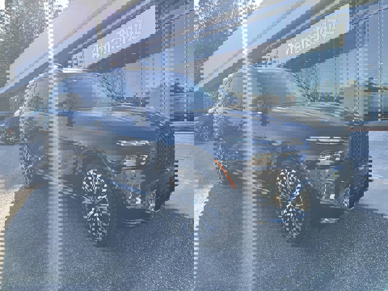 Certified 2023 BMW X7 M60i w/ Executive Package image 2