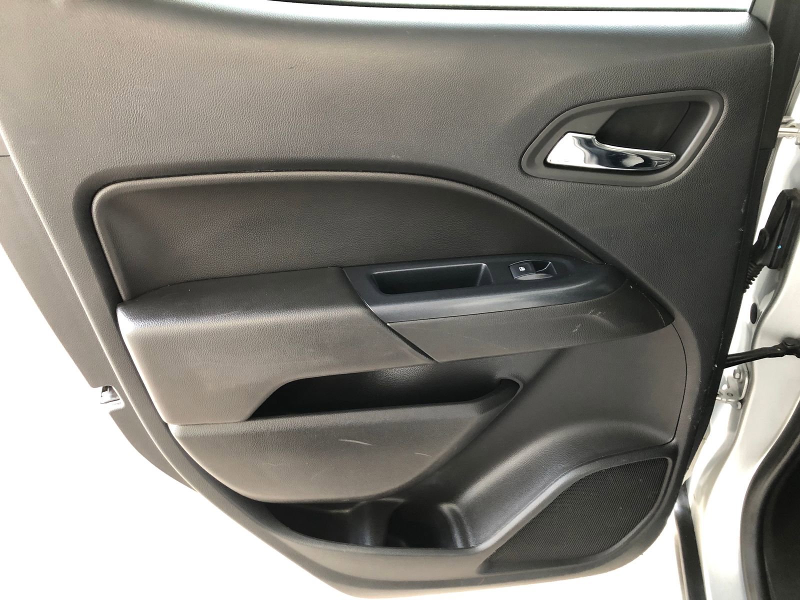 Used 2020 Chevrolet Colorado LT RWD image 13