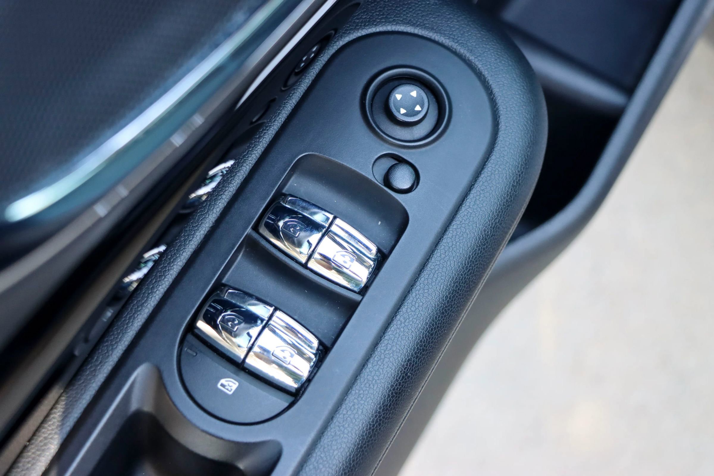 Used 2020 MINI Cooper Clubman S image 14