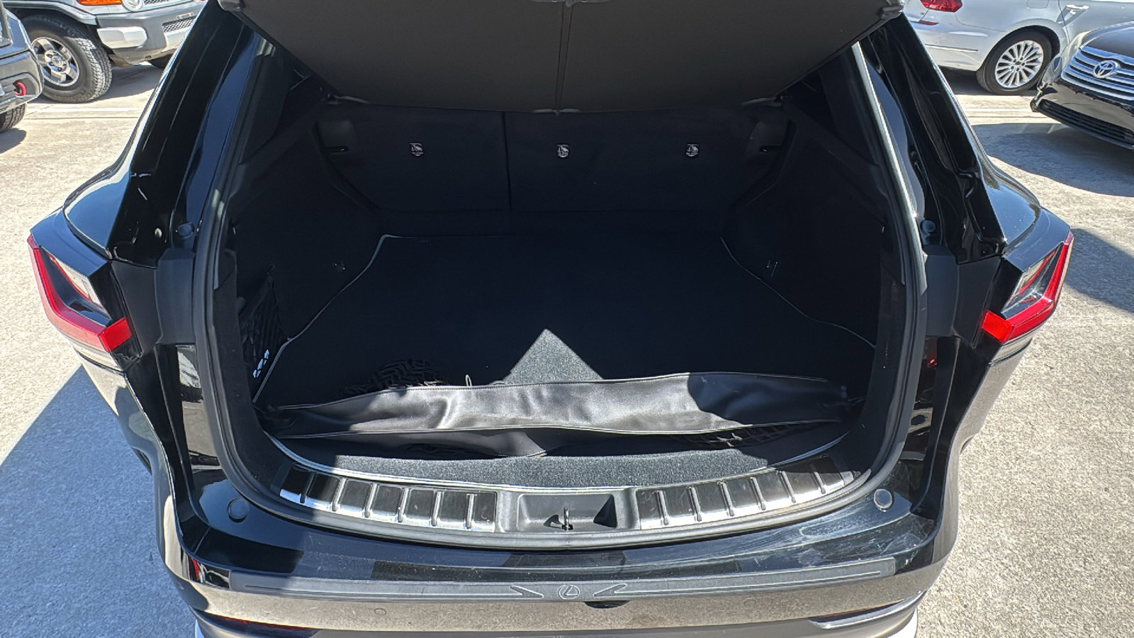 Used 2023 Lexus NX 350 F Sport image 24