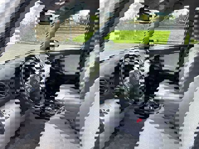 Used 2014 Toyota RAV4 EV FWD image 19