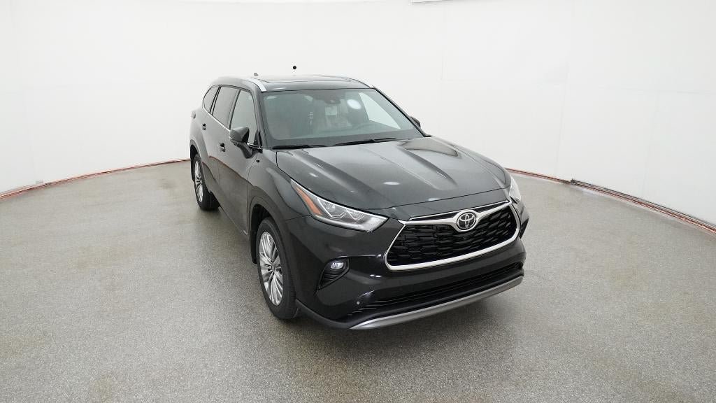 New 2026 Toyota Highlander Platinum AWD/4WD image 14
