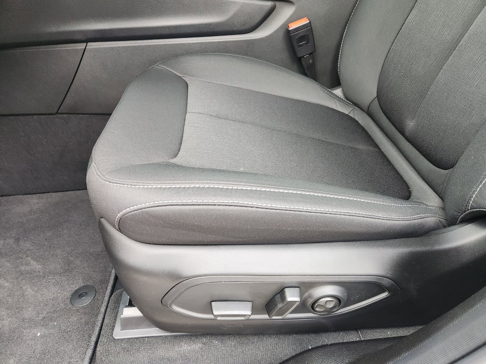 New 2025 Jeep Grand Cherokee Laredo X image 19