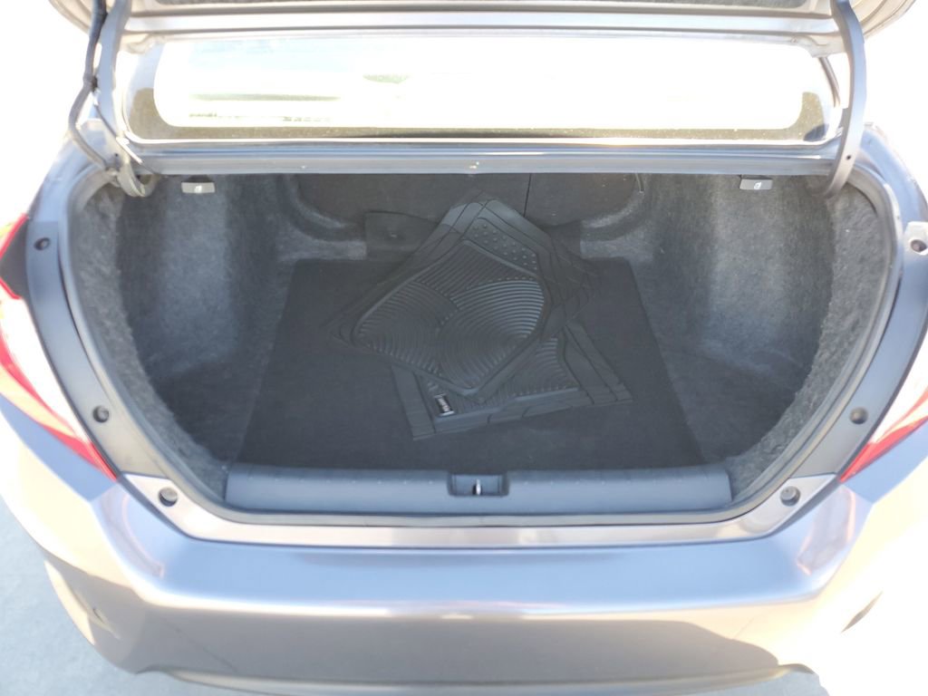 Used 2017 Honda Civic EX-T image 9