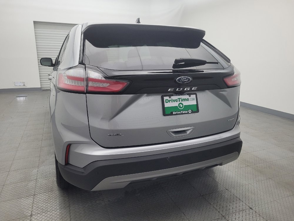 Used 2024 Ford Edge SEL image 6