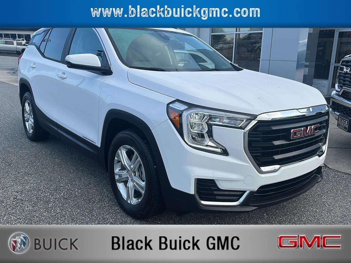 Used 2023 GMC Terrain SLE w/ Driver Convenience Package