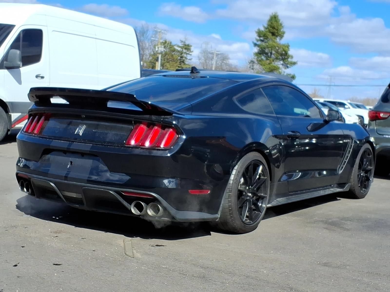 Used 2020 Ford Mustang Shelby GT350 w/ Technology Package RWD image 5