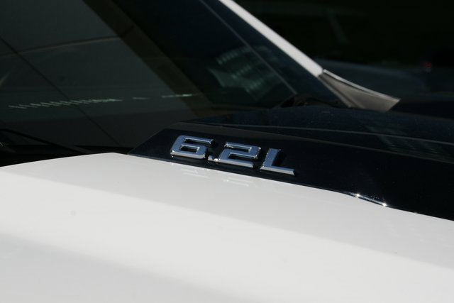 Used 2023 Chevrolet Silverado 1500 ZR2 w/ Technology Package image 9