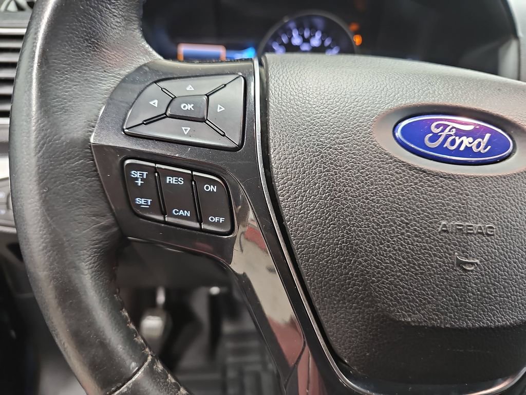 Used 2018 Ford Explorer Limited AWD/4WD image 17