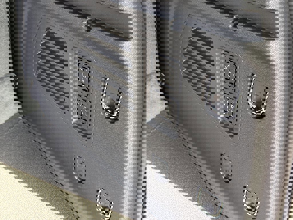 New 2026 Chevrolet Traverse RS image 30