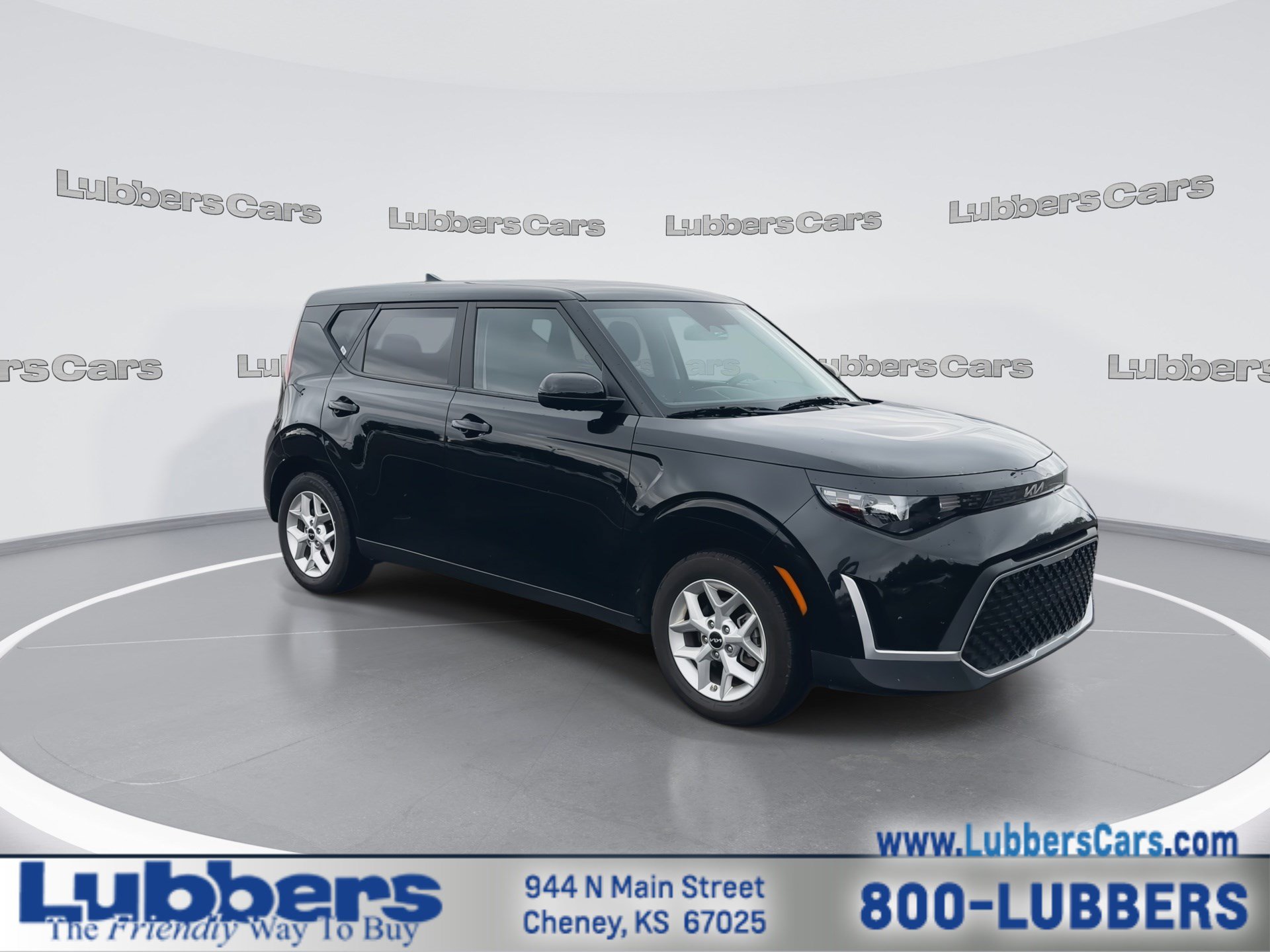 Used 2024 Kia Soul LX w/ LX Technology Package FWD image 2
