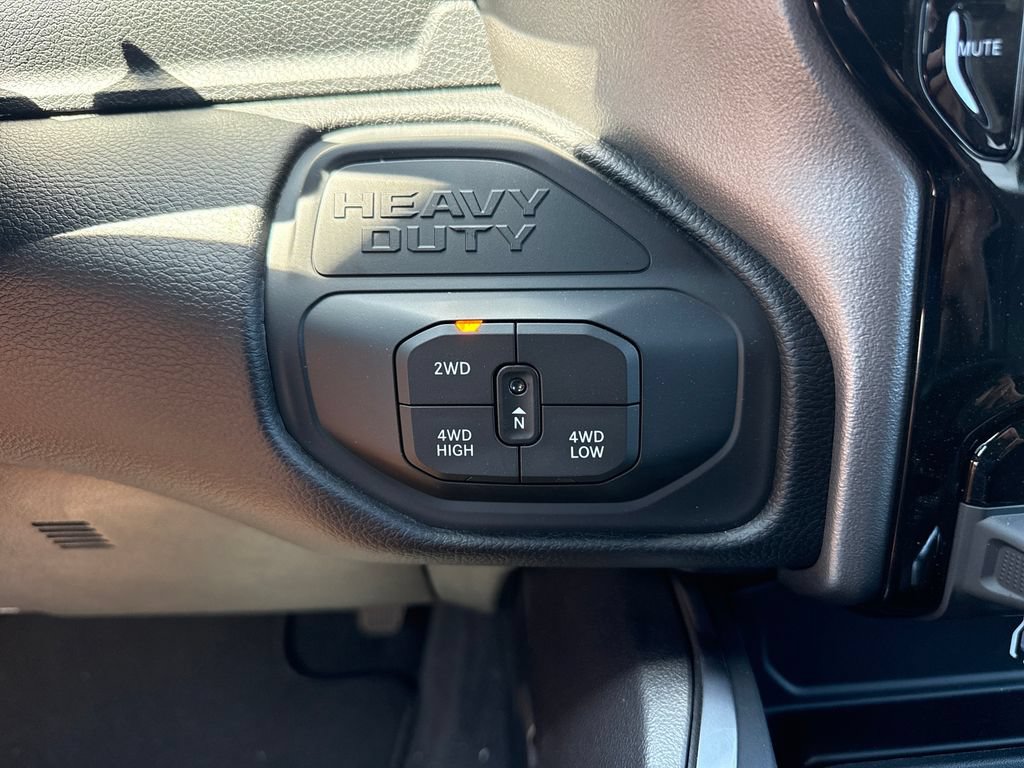 New 2026 RAM 2500 Laramie w/ Night Edition AWD/4WD image 18
