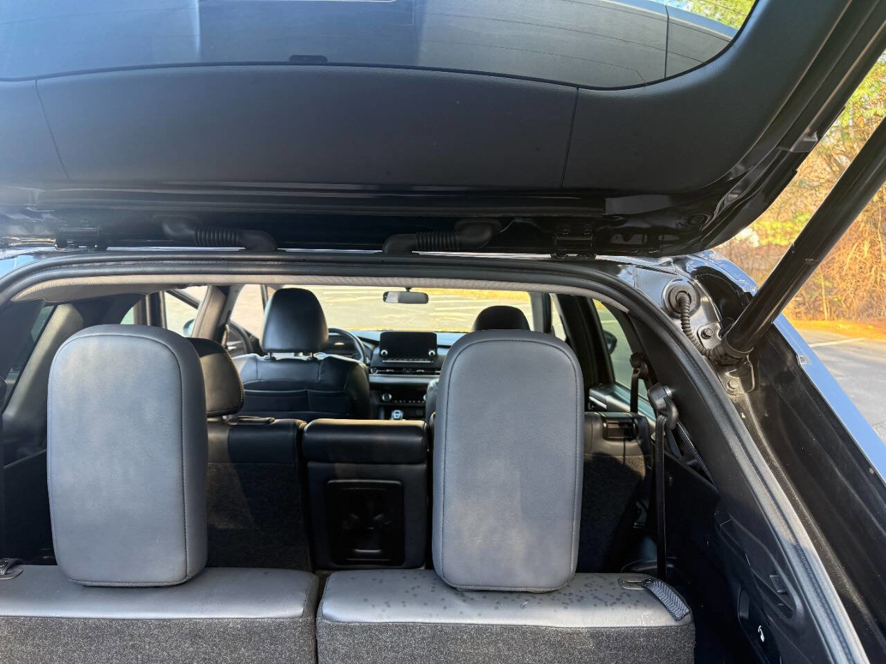 Used 2023 Mitsubishi Outlander SE image 16