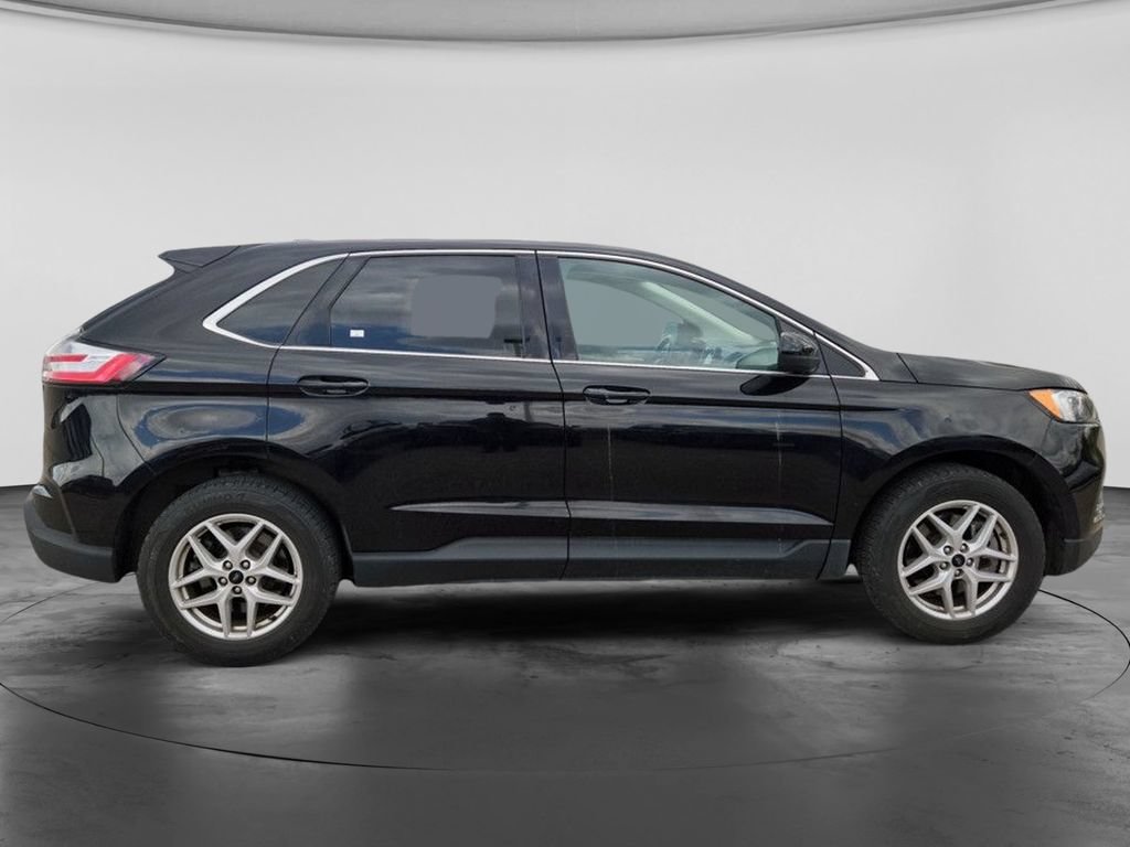 Used 2024 Ford Edge SEL AWD/4WD image 5
