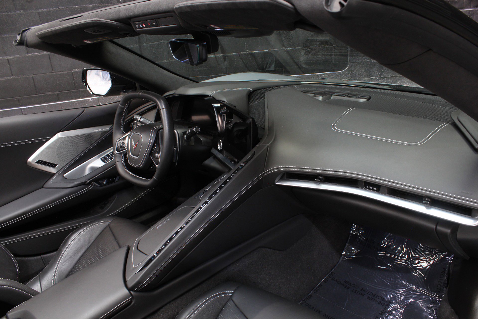 Used 2024 Chevrolet Corvette Stingray Premium Conv w/ Z51 Performance Package RWD image 52