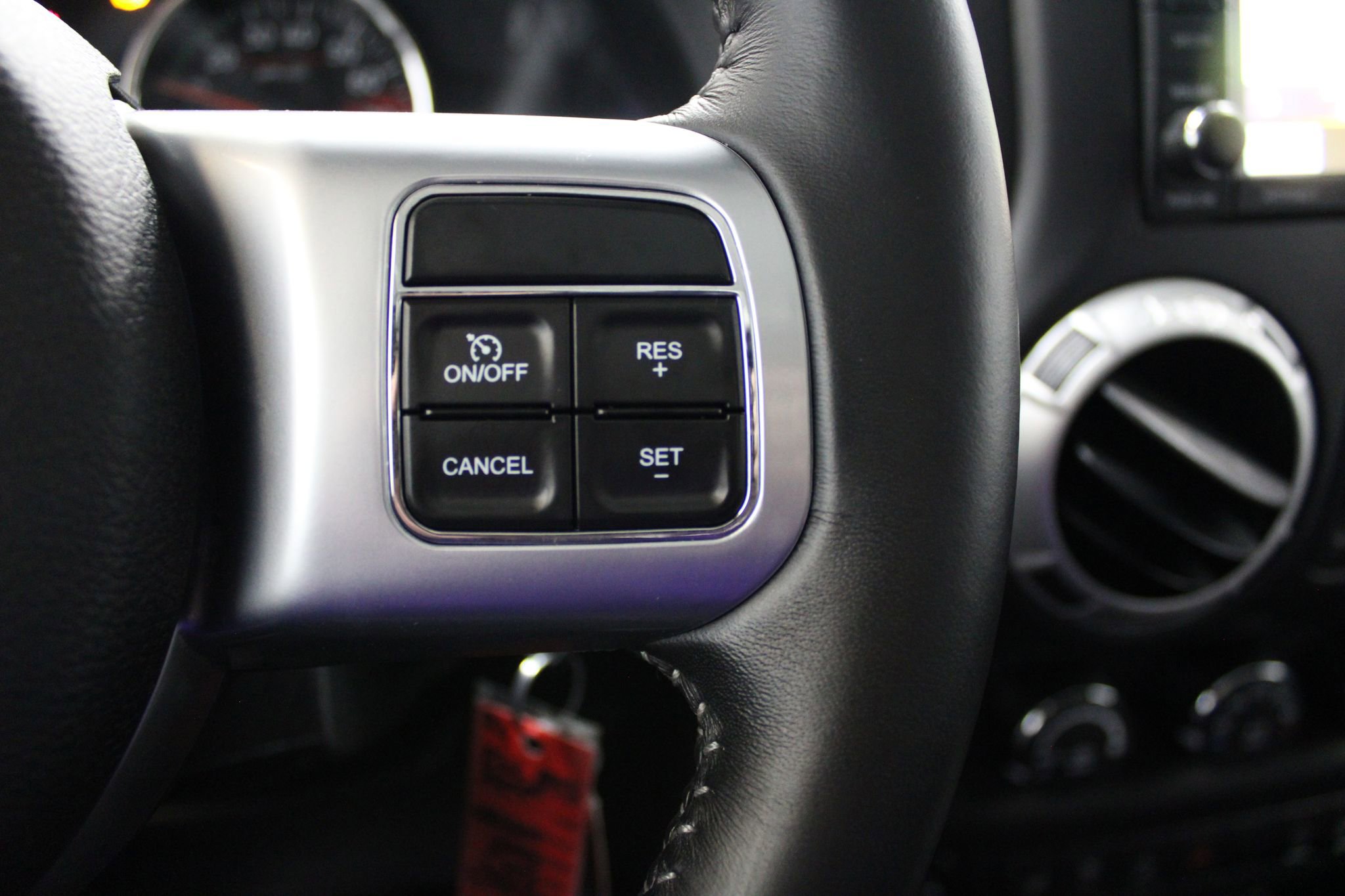 Used 2017 Jeep Wrangler Unlimited Rubicon image 33