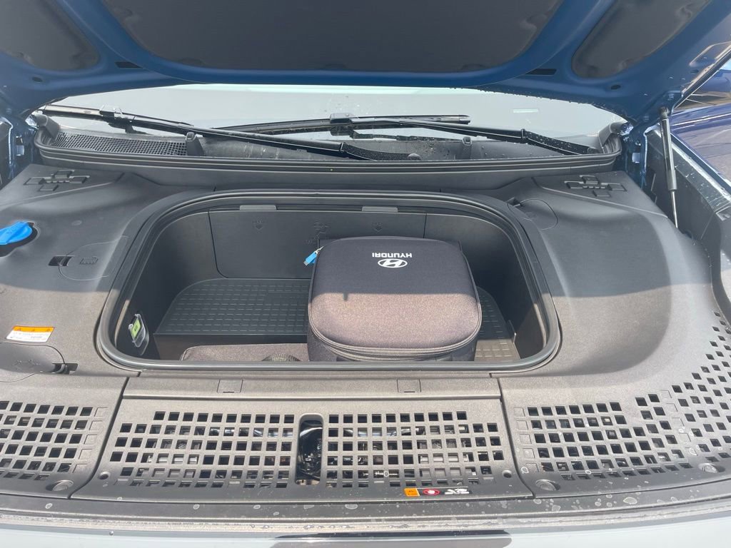 New 2026 Hyundai Ioniq 9 SE AWD/4WD image 10