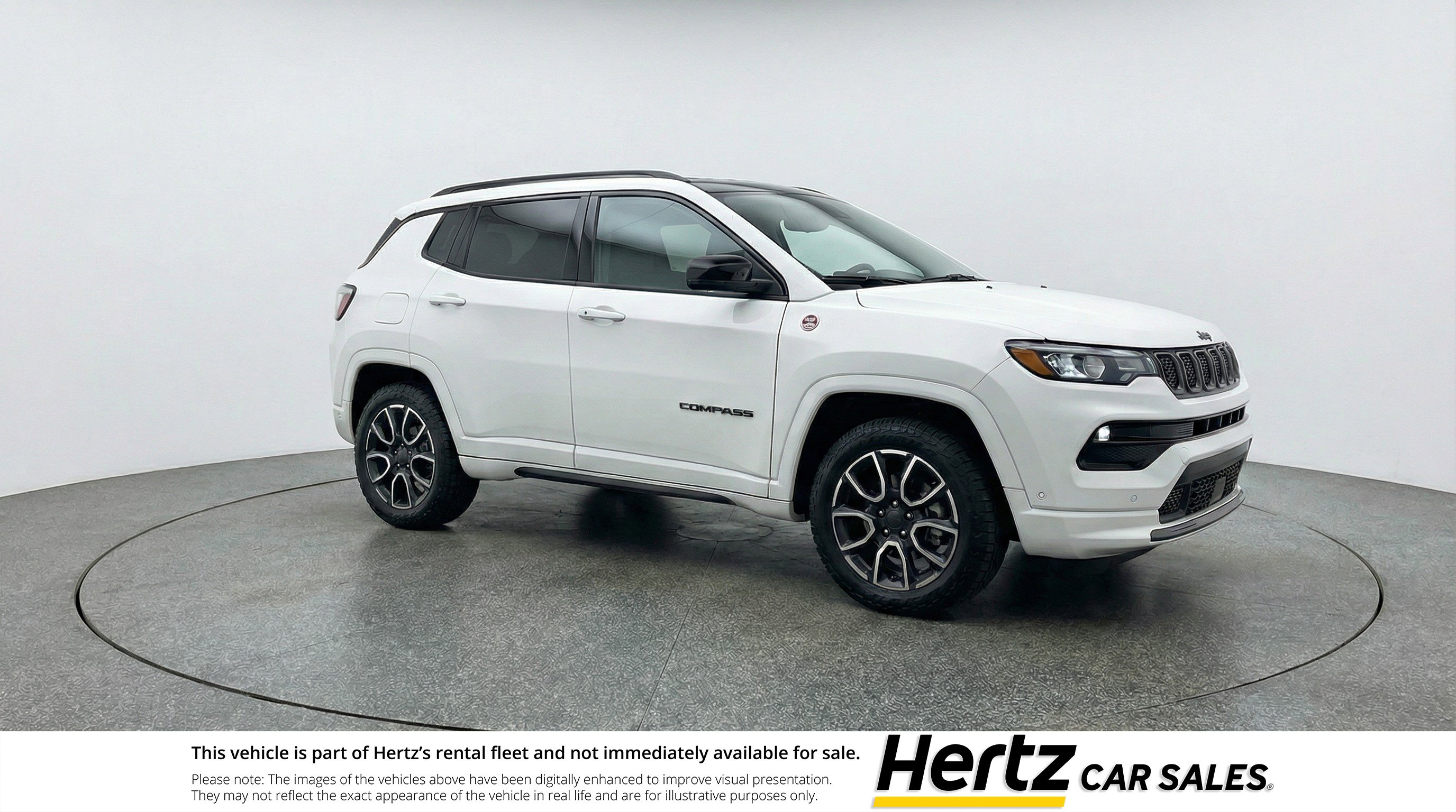 Used 2025 Jeep Compass Trailhawk w/ Trailer Tow Group image 1