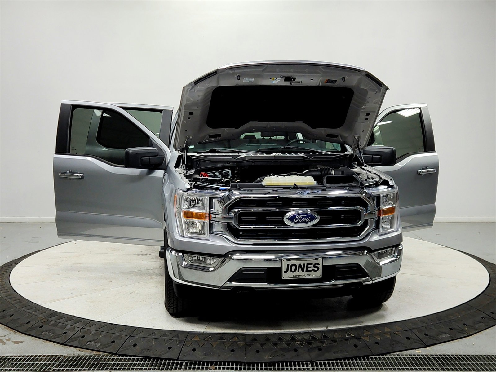 Used 2023 Ford F150 XLT w/ XTR Package image 10
