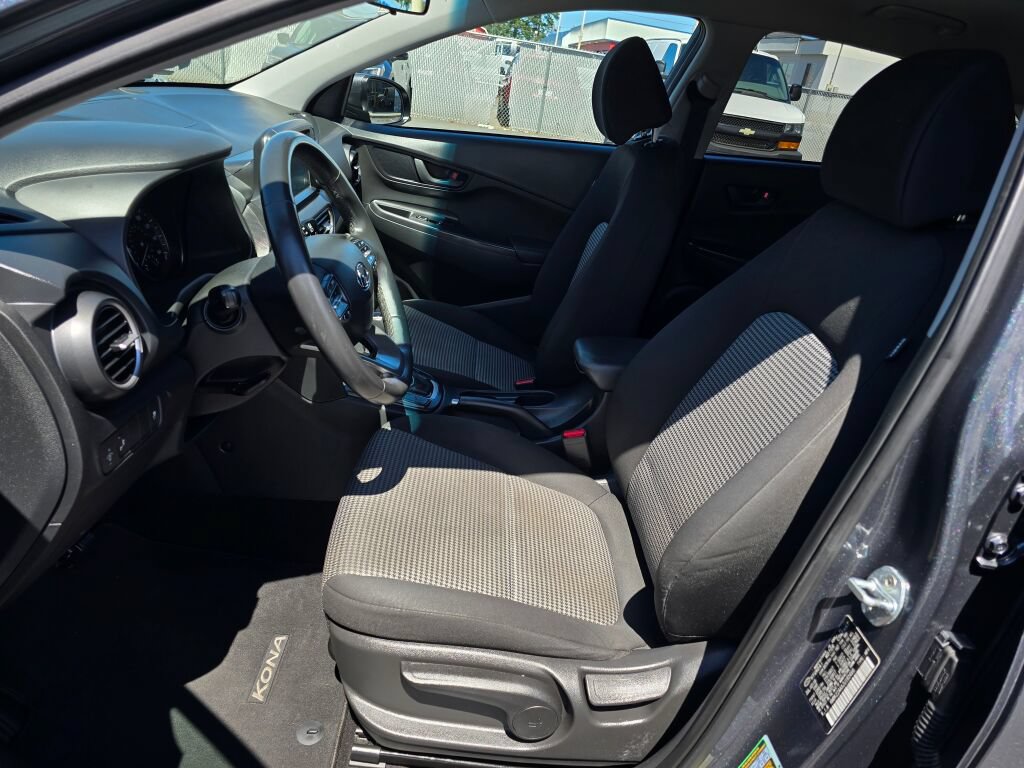 Used 2018 Hyundai Kona SEL FWD image 19