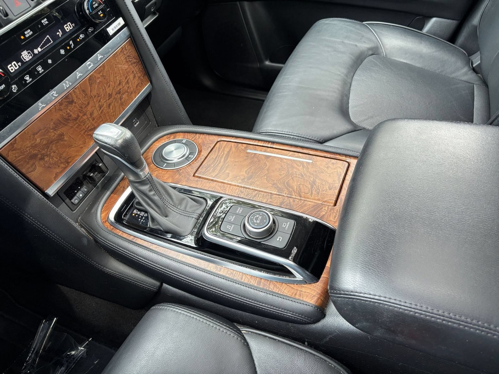 Used 2024 Nissan Armada SL RWD image 45