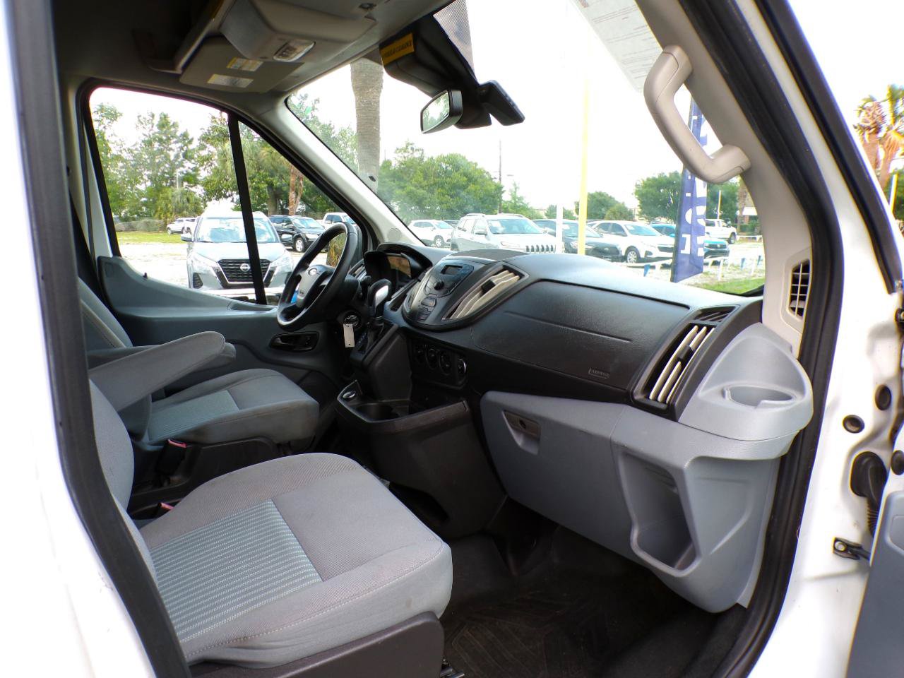 Used 2019 Ford Transit 150 148 Medium Roof RWD image 17