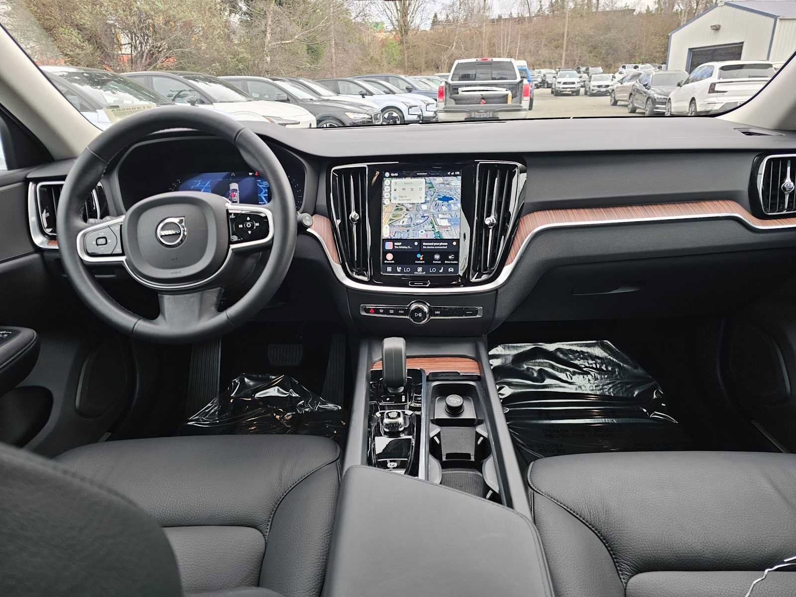 Certified 2025 Volvo V60 B5 Cross Country Plus image 21