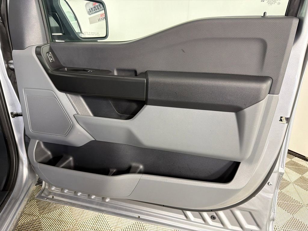 Used 2023 Ford F150 Lightning Pro w/ Tow Technology Package image 15