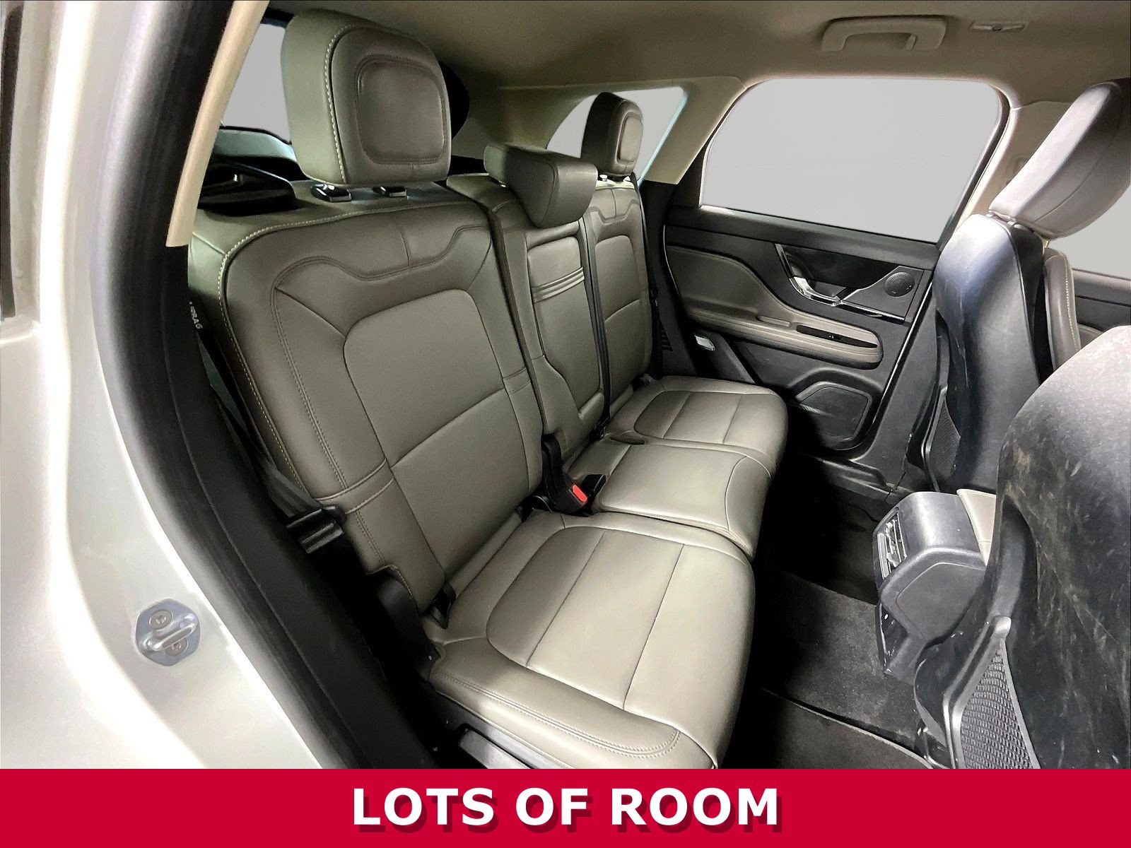 Used 2024 Lincoln Corsair FWD image 25