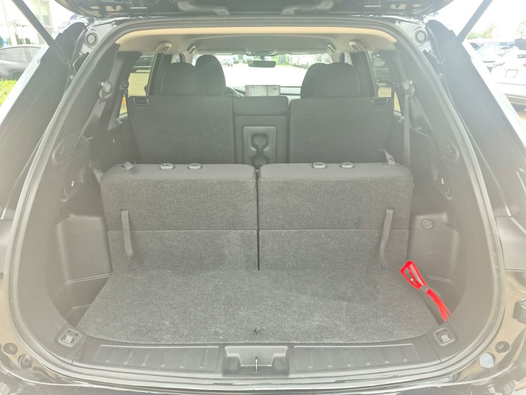 Used 2025 Mitsubishi Outlander ES image 35