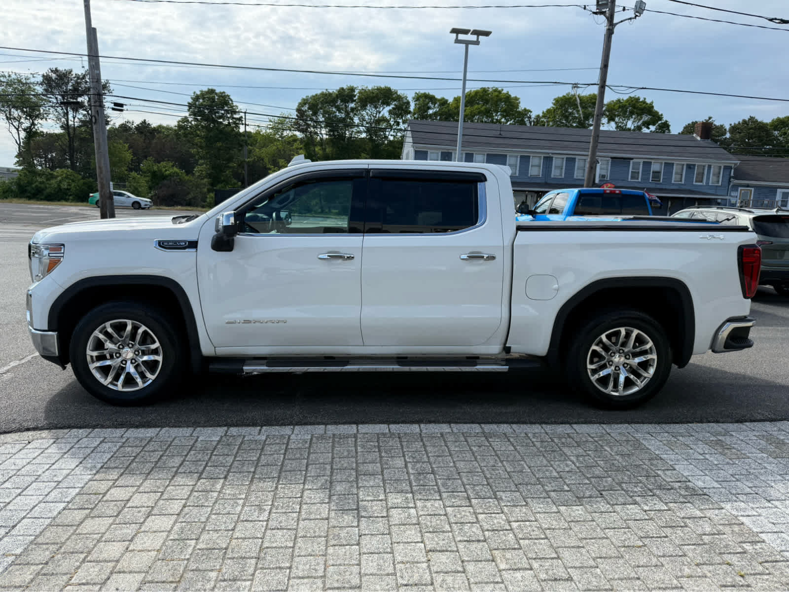Used 2019 GMC Sierra 1500 SLT w/ SLT Premium Plus Package AWD/4WD image 5