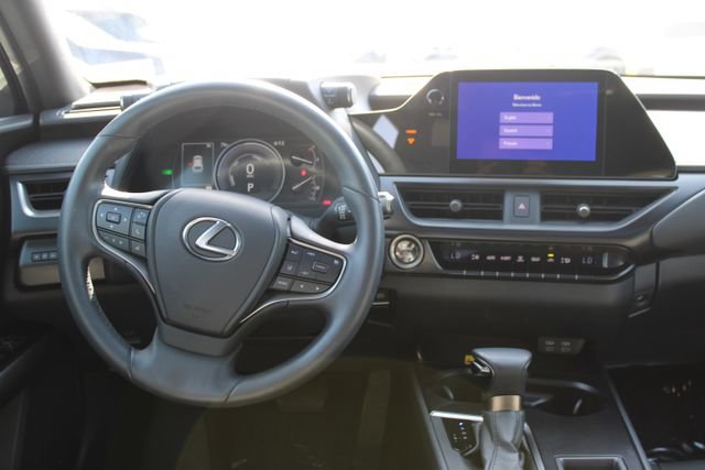Certified 2024 Lexus UX 250h FWD image 14