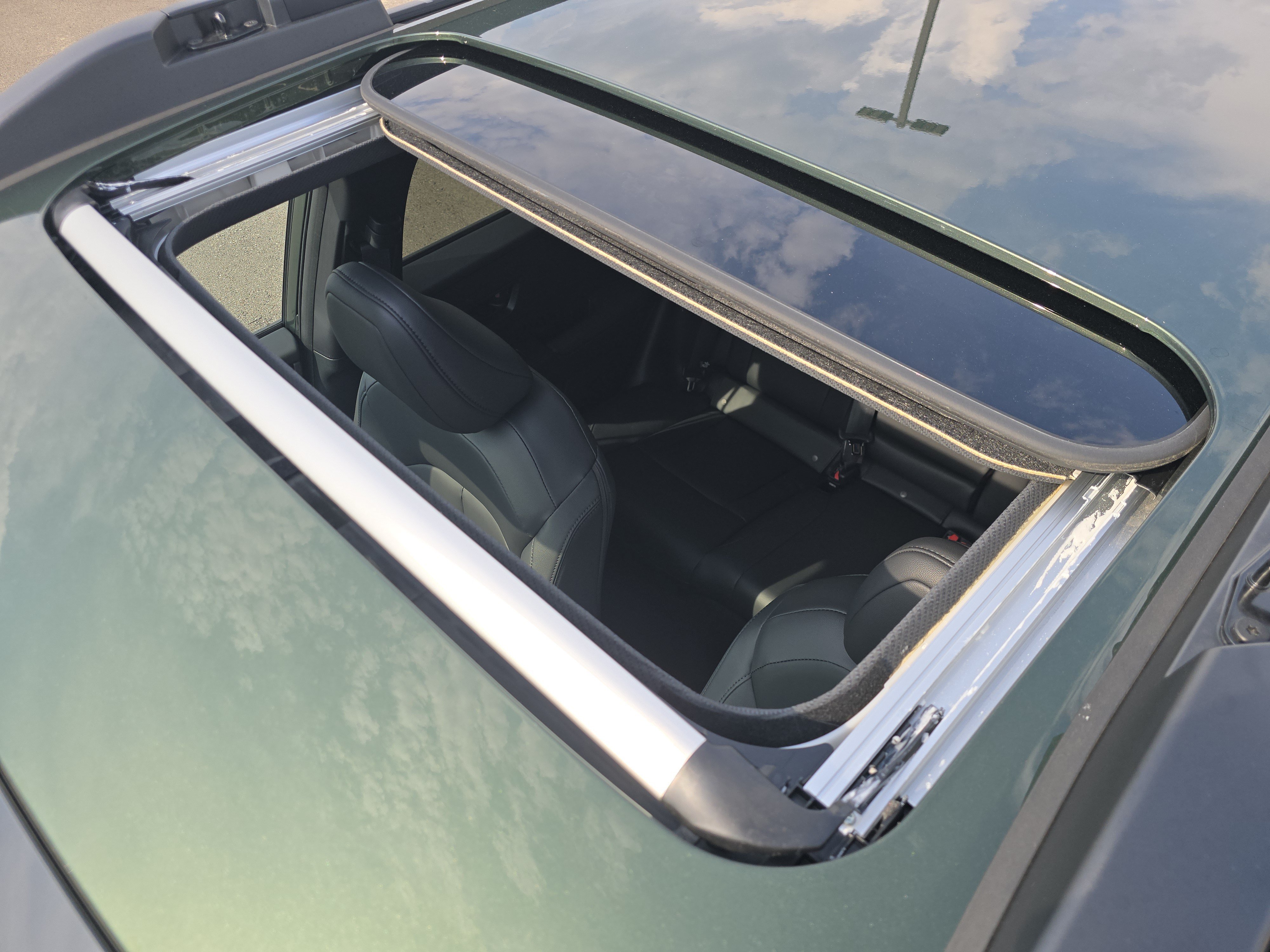 New 2026 Subaru Outback Premium AWD/4WD image 9