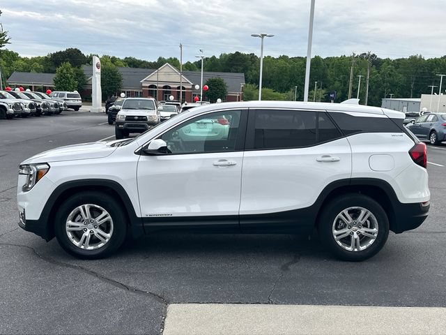 Used 2024 GMC Terrain SLE FWD image 6