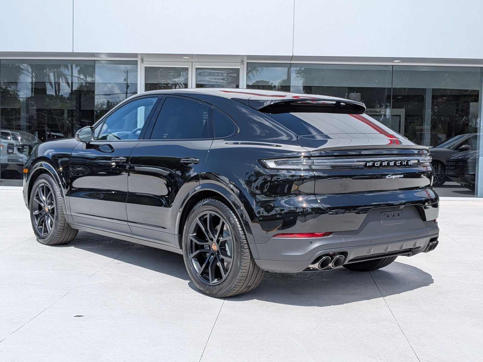 New 2026 Porsche Cayenne Coupe AWD/4WD image 3