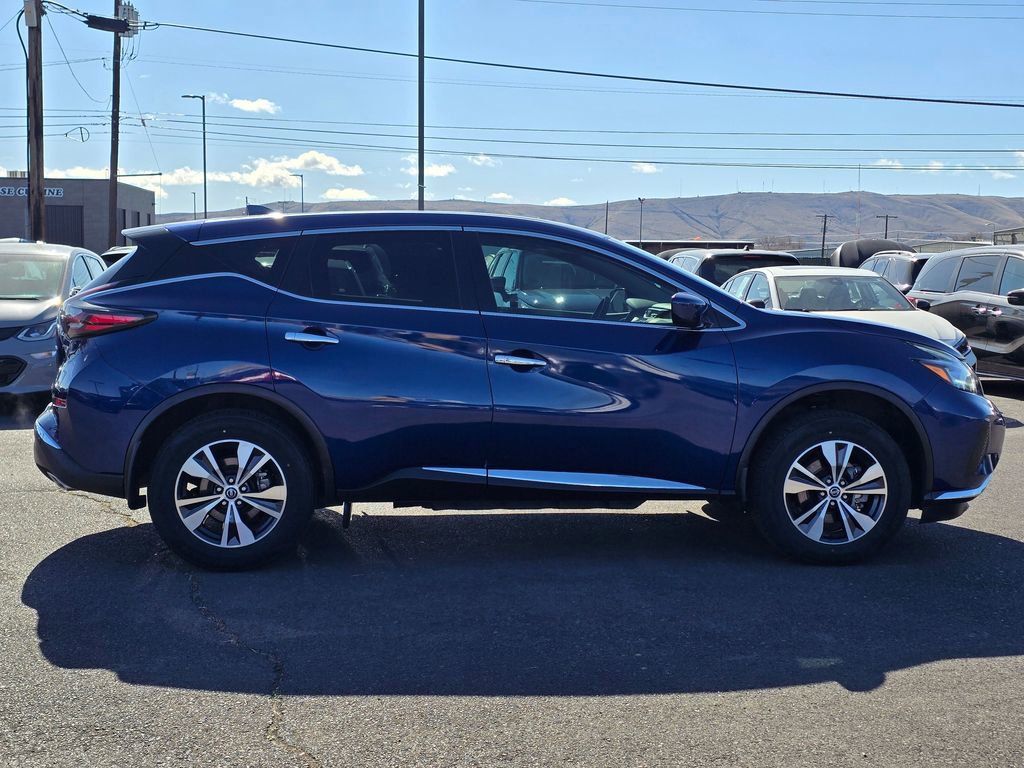 Used 2021 Nissan Murano S image 6